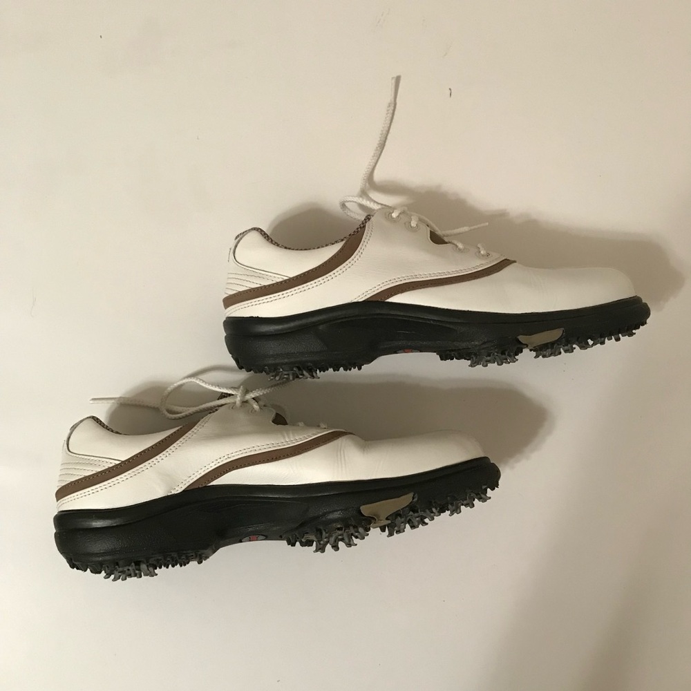FootJoy White Spiked Golf Shoes for Performance and Comfort